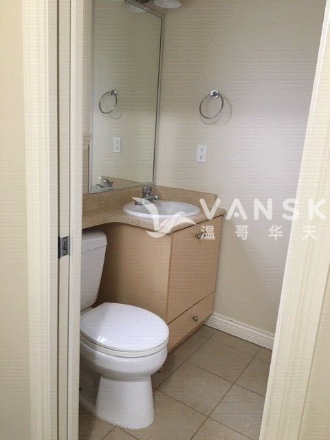 250222002952_Powder Room.jpg